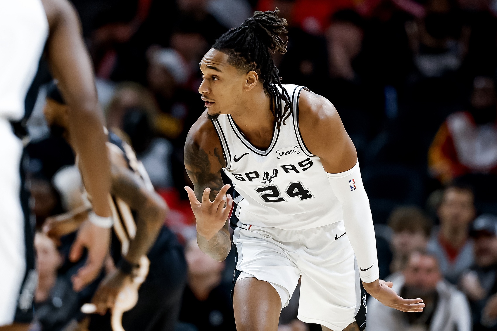 KAIYUN-瓦塞尔谈失利:对手疯狂冲抢篮板 我们必须打得更有身体对抗